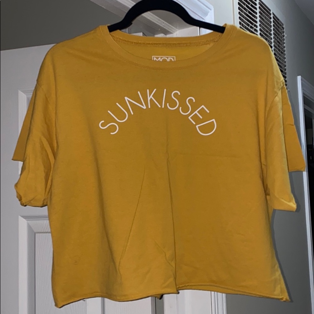 Modern Lux Yellow Crop Sunkissed Tee XXL